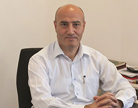  Ayhan Kaygusuz